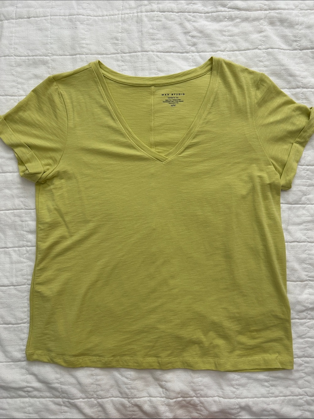 Max Studio Citrus Green V-Neck Short Sleeve Tee